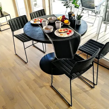Buqez Hajda 16 - Second Row Direct On The Holiday home *