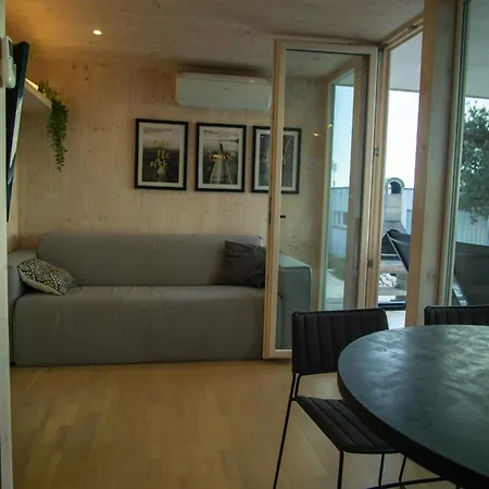 Holiday home Buqez Hajda 16 - Second Row Direct On The Drage