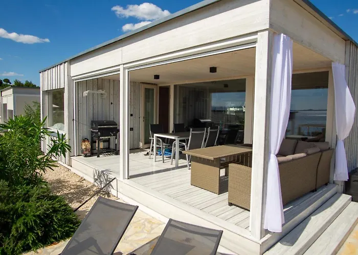 Buqez Hajda 16 - Second Row Direct On The Dom wakacyjny Drage