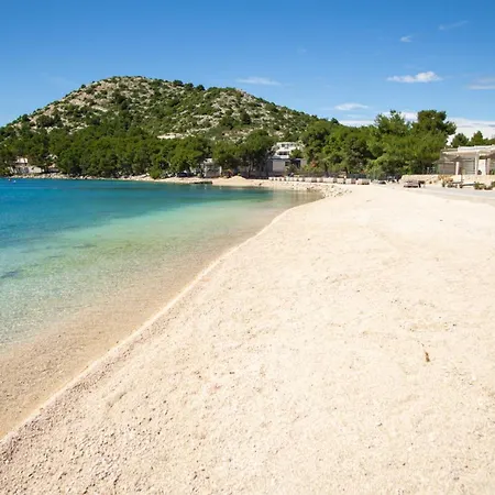 Buqez Hajda 16 - Second Row Direct On The Holiday home *