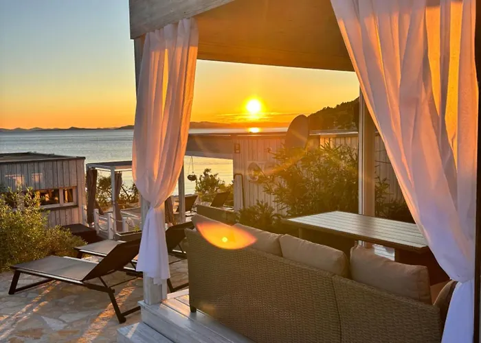 Buqez Hajda 16 - Second Row Direct On The Holiday home